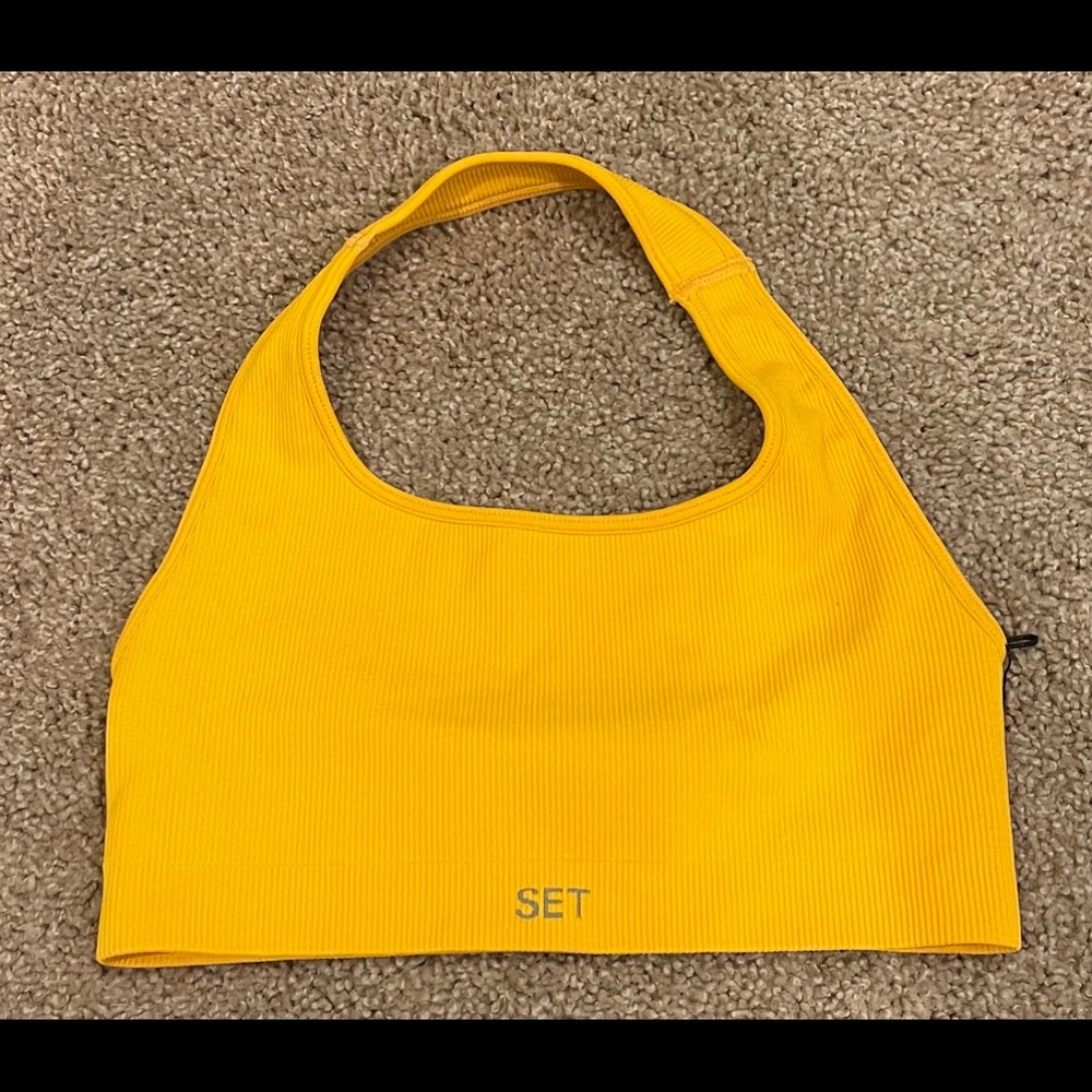 Madelyn Cline x Set Active sports bra in daisy